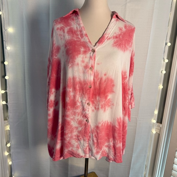 Material Girl Red and White Oversized Button Down Shirt - Picture 2 of 8